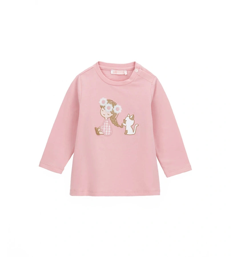 T-shirt with application