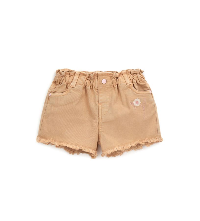 Bermuda shorts with fringes