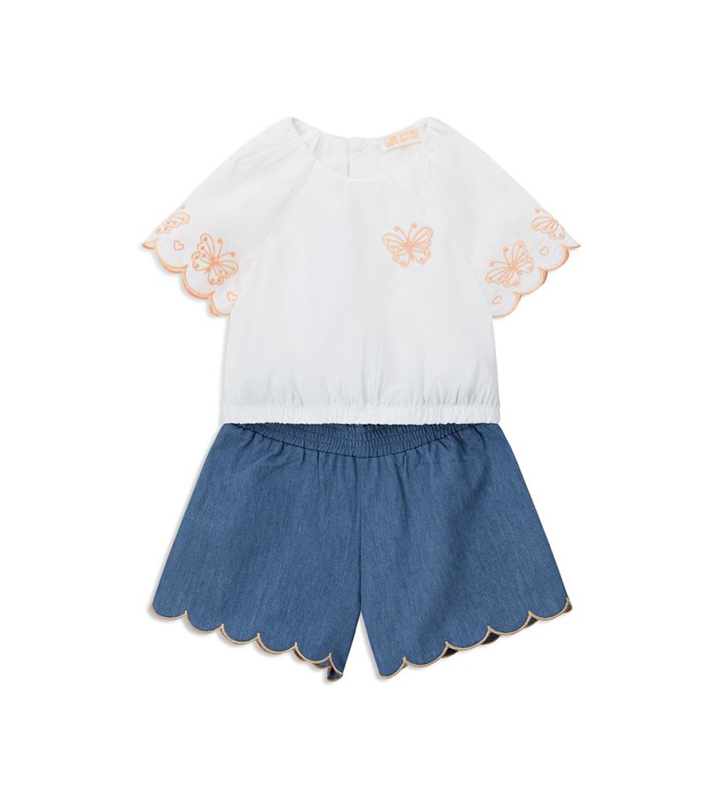T-shirt and bermuda shorts set