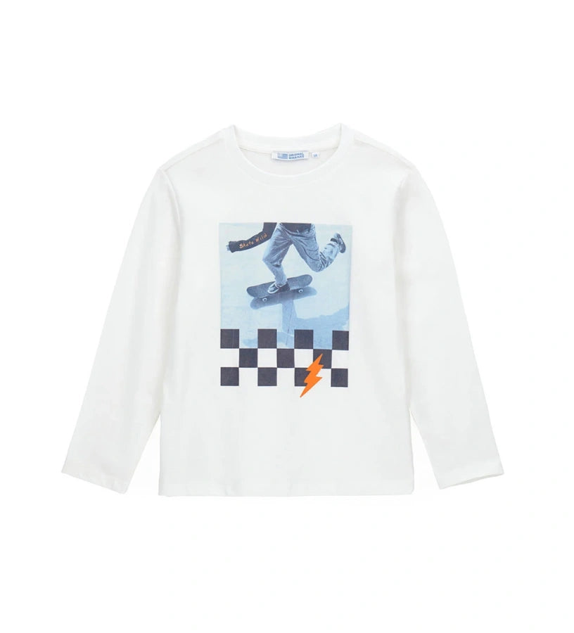 Long sleeve t-shirt