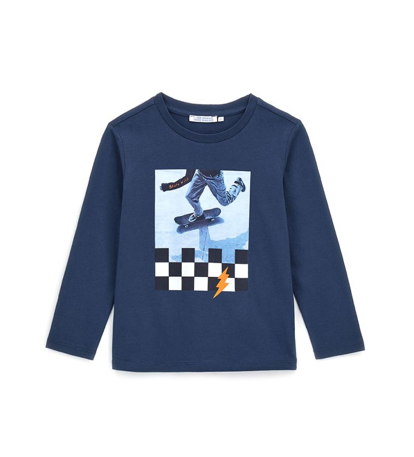 Long sleeve t-shirt