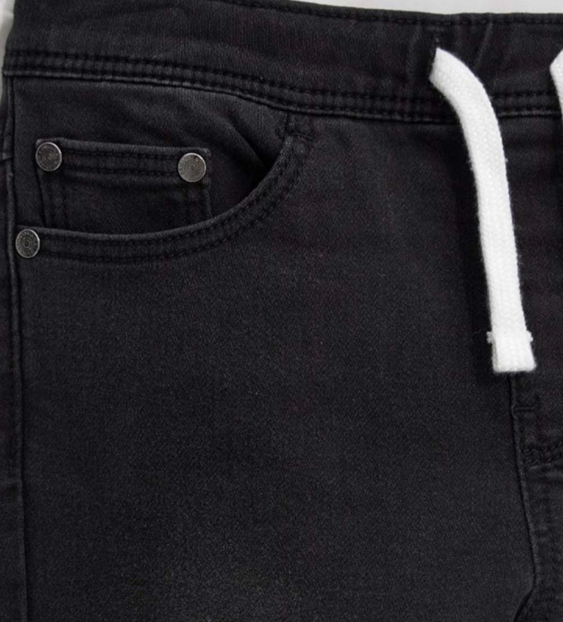 Jeans with lace