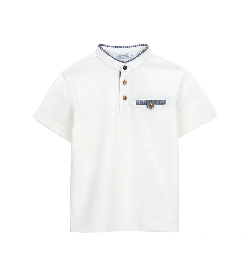 T-shirt with slits