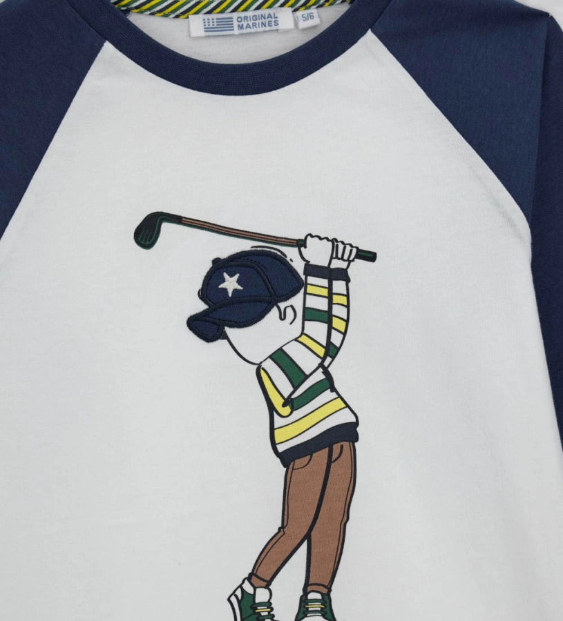 Raglan sleeve t-shirt
