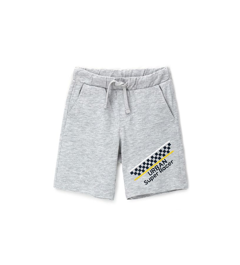 Bermuda shorts with pockets