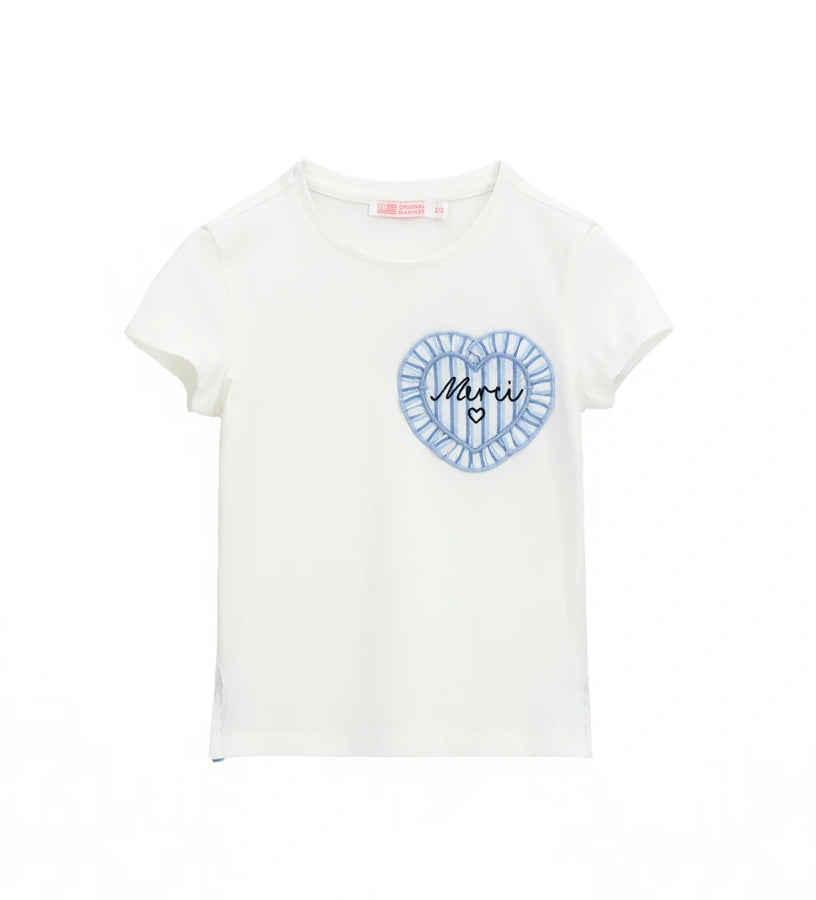 T-shirt with applications