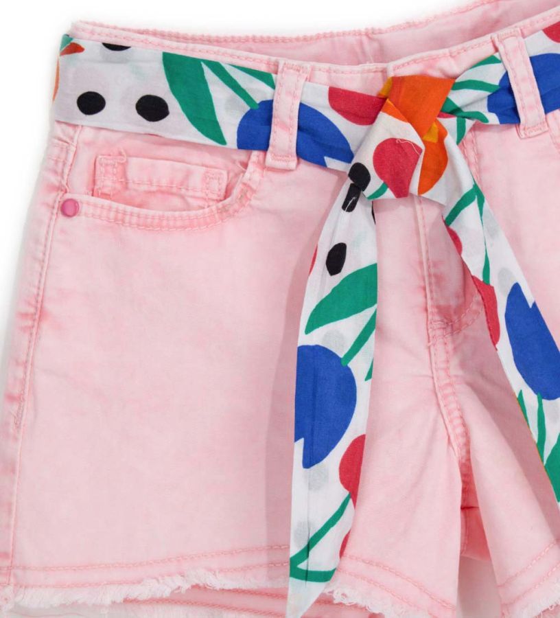 Shorts with belt