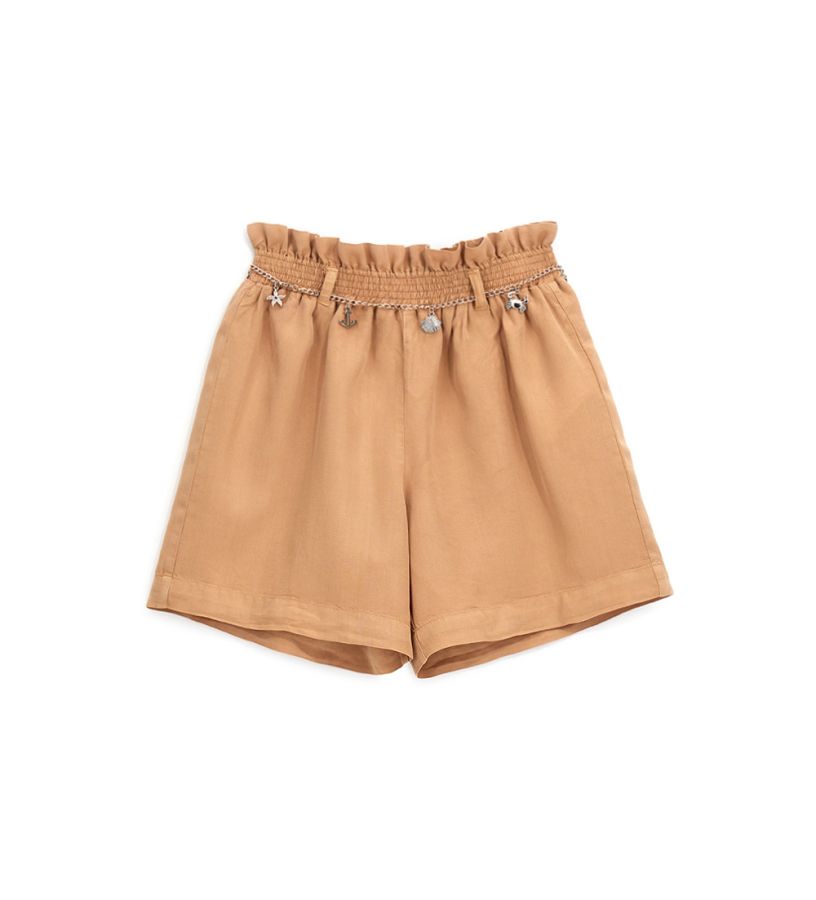 Shorts with belt