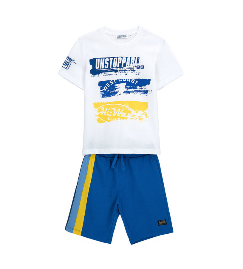 T-shirt and bermuda shorts set