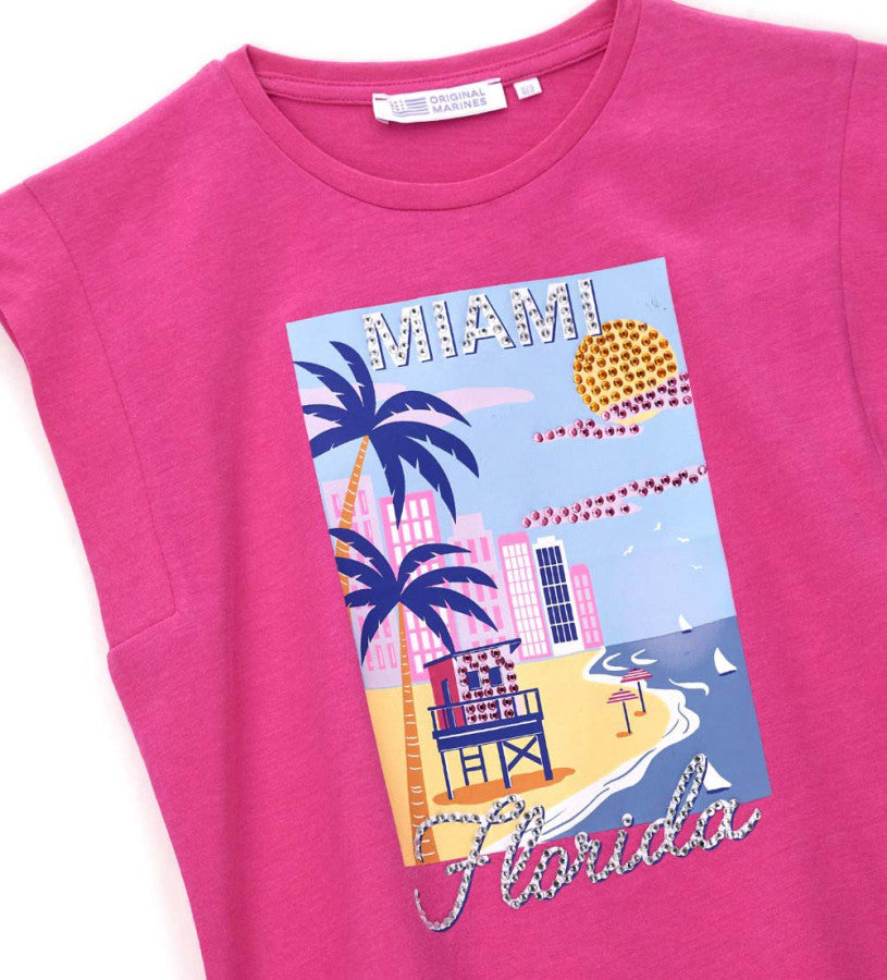 T-shirt with rhinestone
