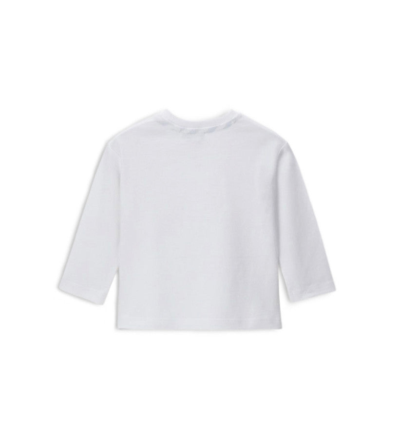 Long-sleeved t-shirt