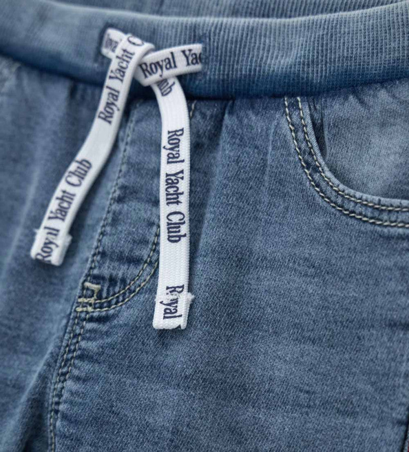 Jeans with elastic