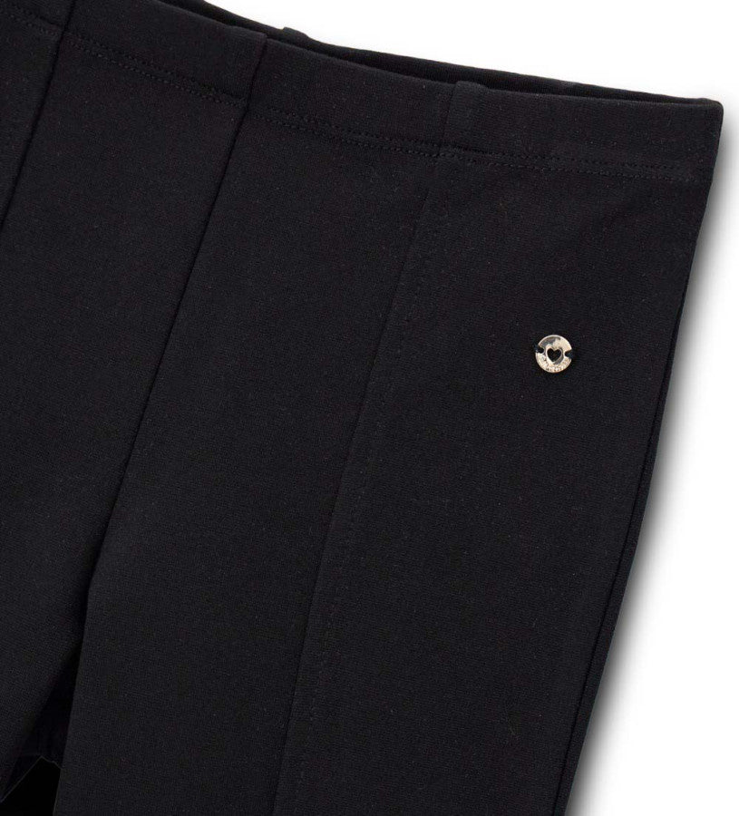 Bell-shaped leggings