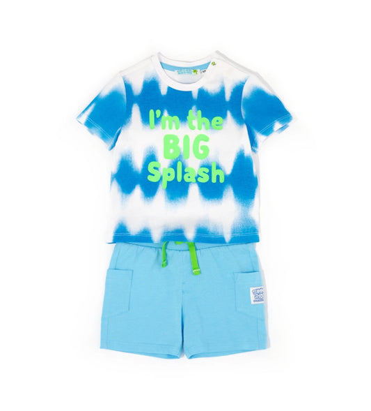 T-shirt and shorts set