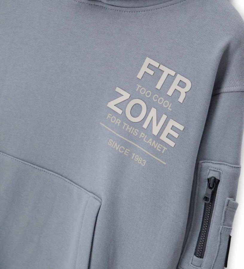 Oversized zip-up sweatshirt