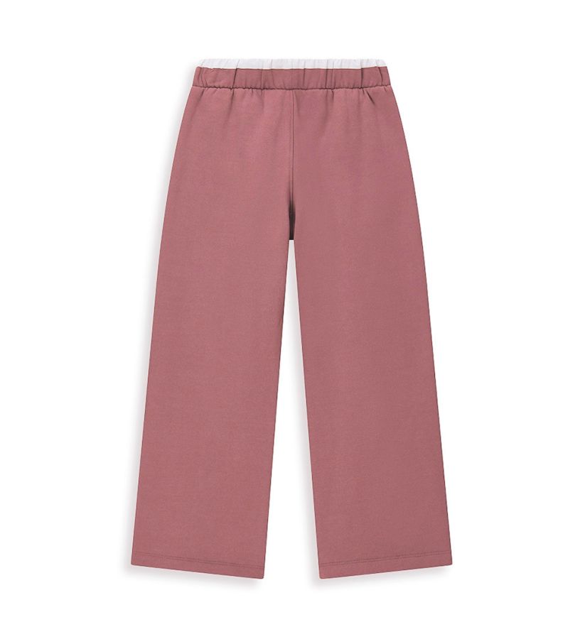 Trousers with pleats