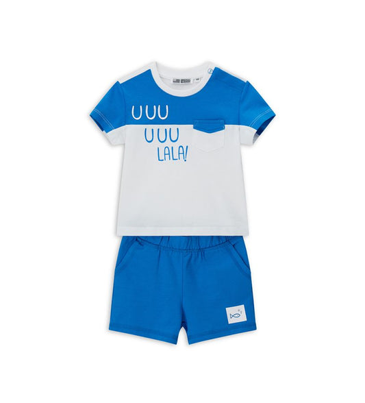 T-shirt and bermuda shorts set