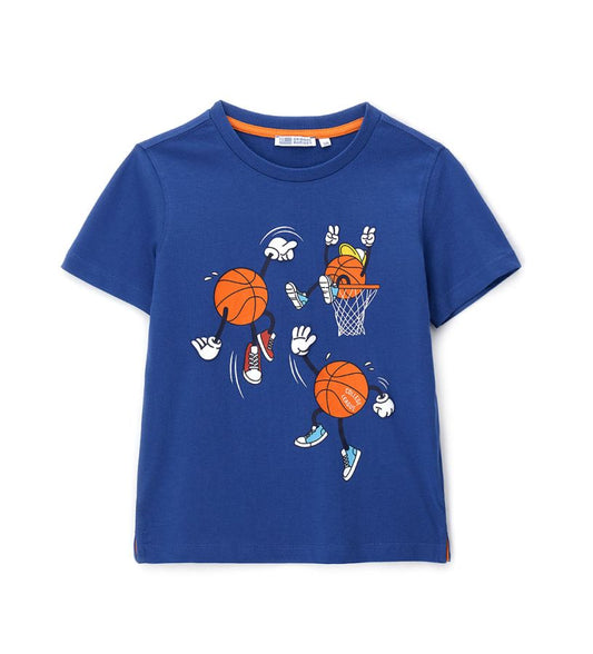 T-shirt with slits