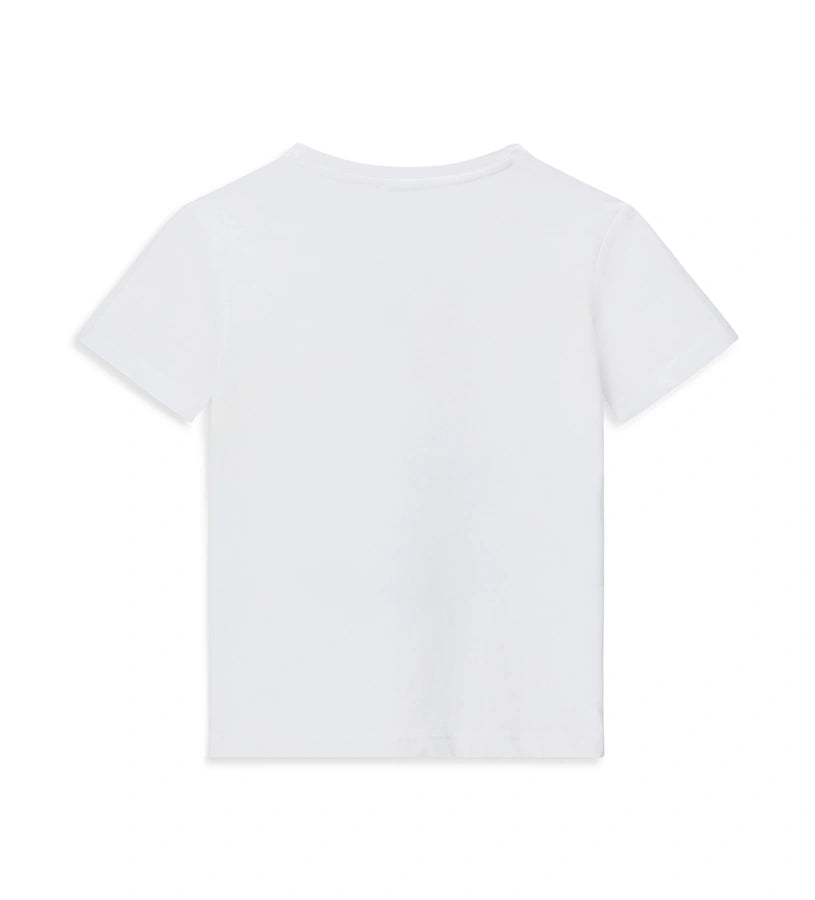White t-shirt