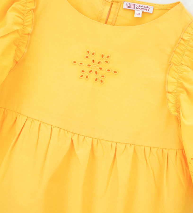 Dress with ruffles