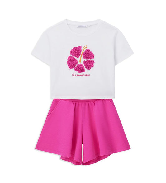 T-shirt and shorts set