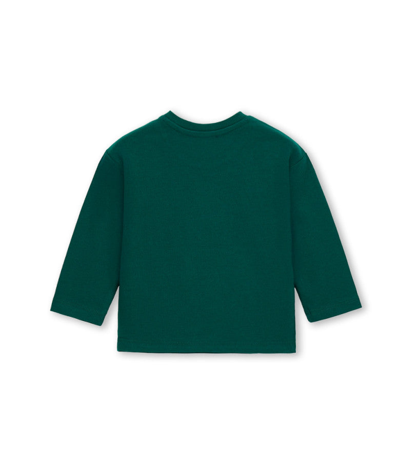 Long-sleeved t-shirt