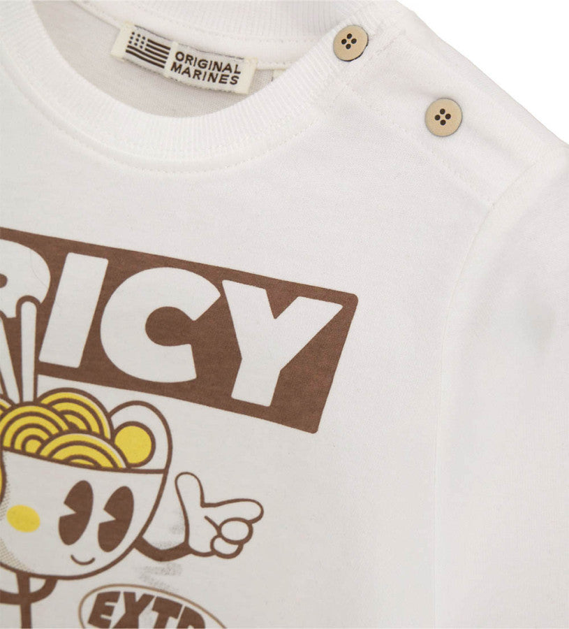 Long-sleeved t-shirt