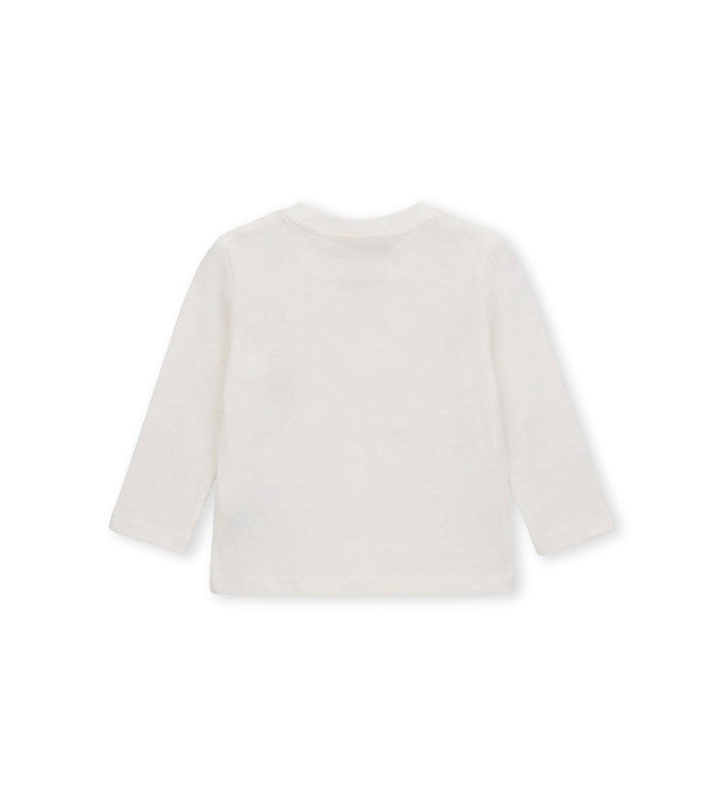 Long-sleeved t-shirt