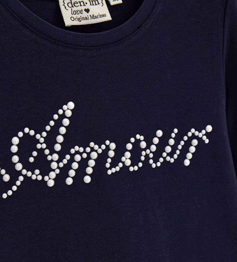 t-shirt with pearls