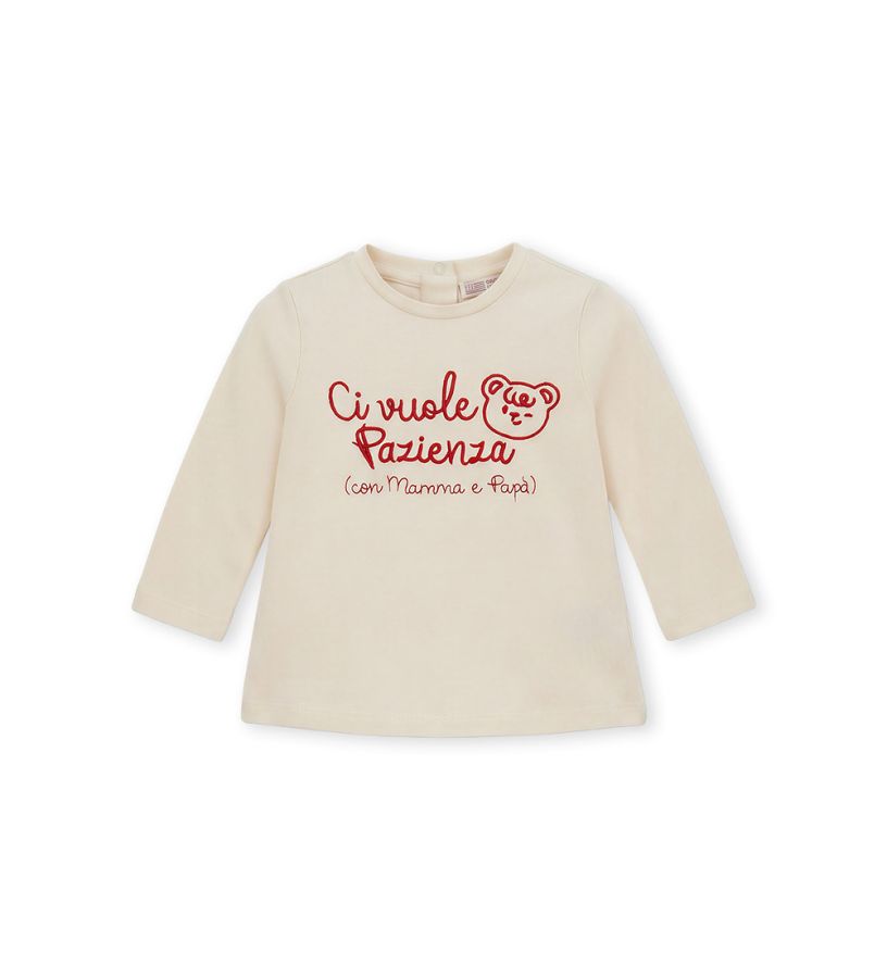 Long-sleeved t-shirt