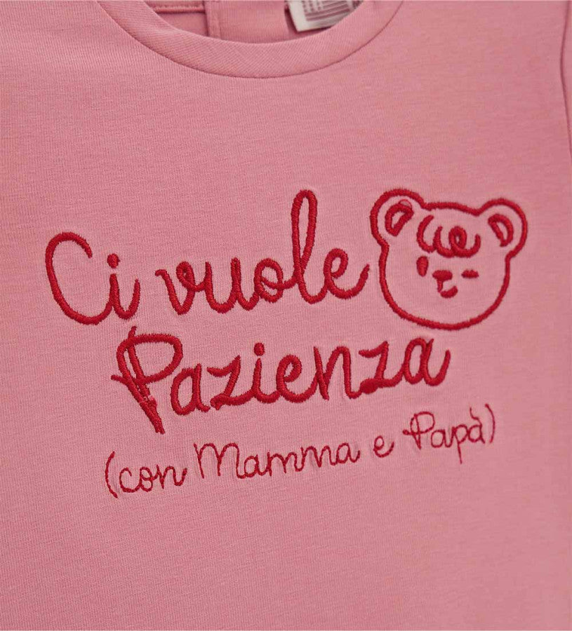 Long-sleeved t-shirt