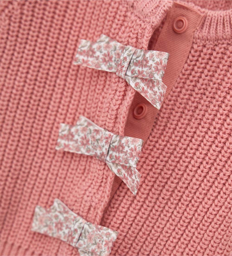 Thread cardigan