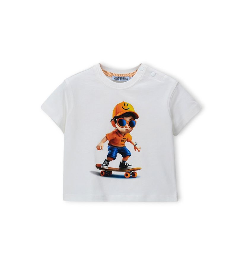 Short-sleeved t-shirt