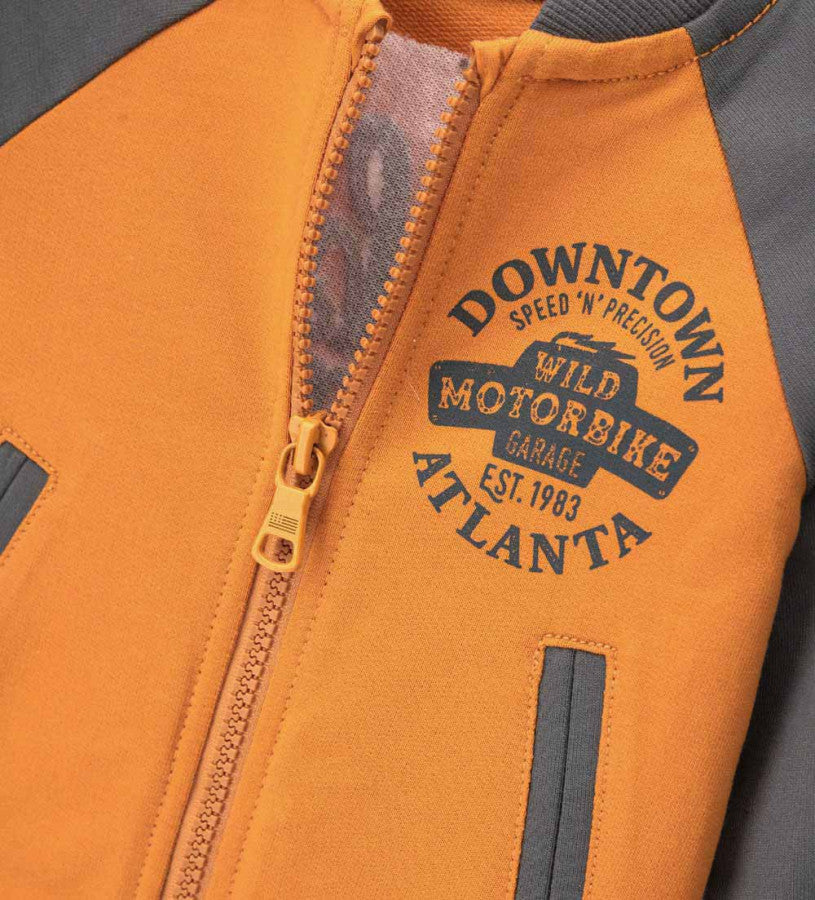 Bomber jacket with pockets