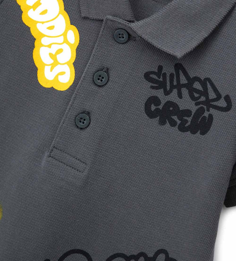 Short-sleeved polo shirt