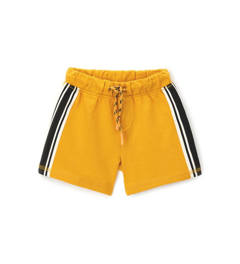 Bermuda shorts with lace