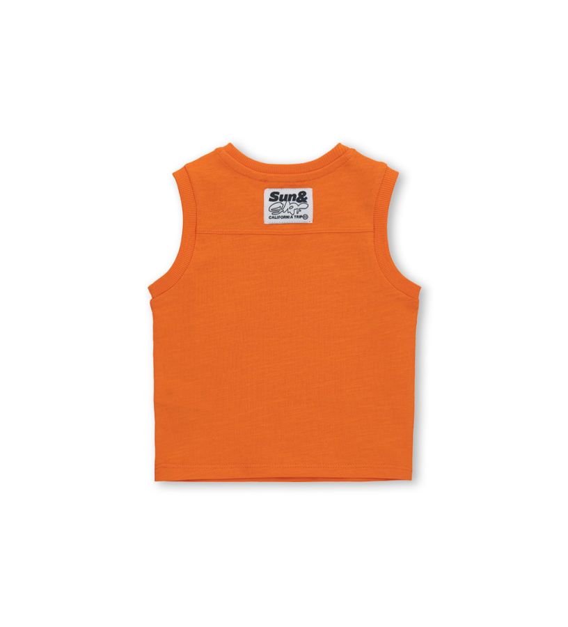 Sleeveless t-shirt