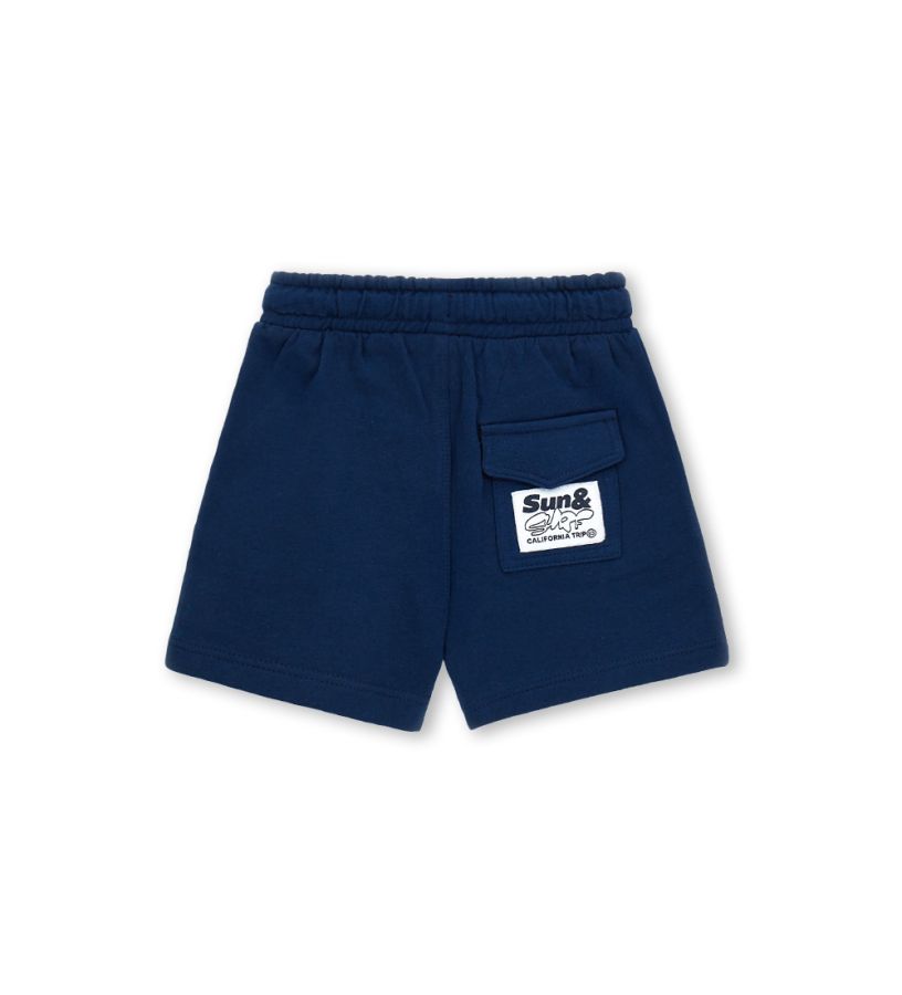 Bermuda shorts with pockets