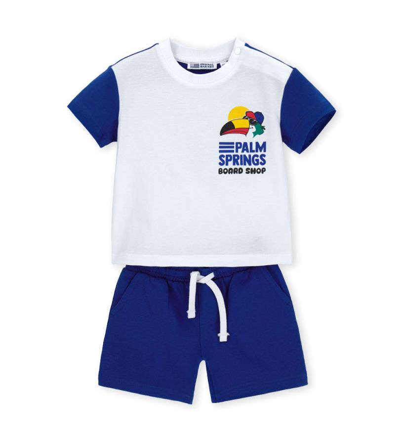 T-shirt and bermuda shorts set