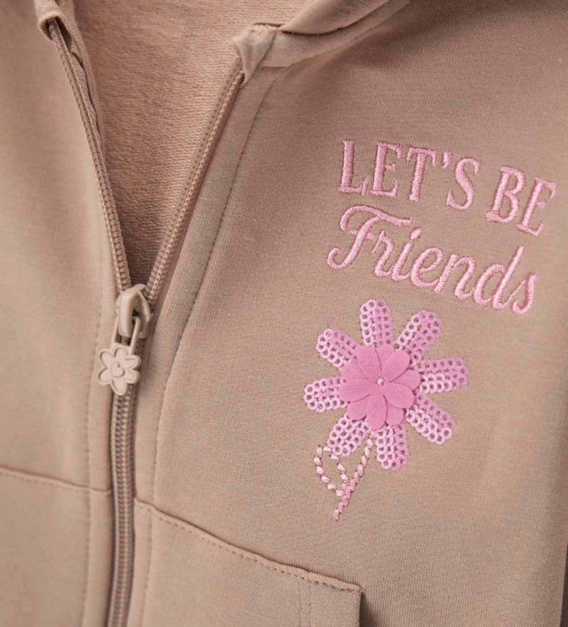 Sweatshirt with embroidery