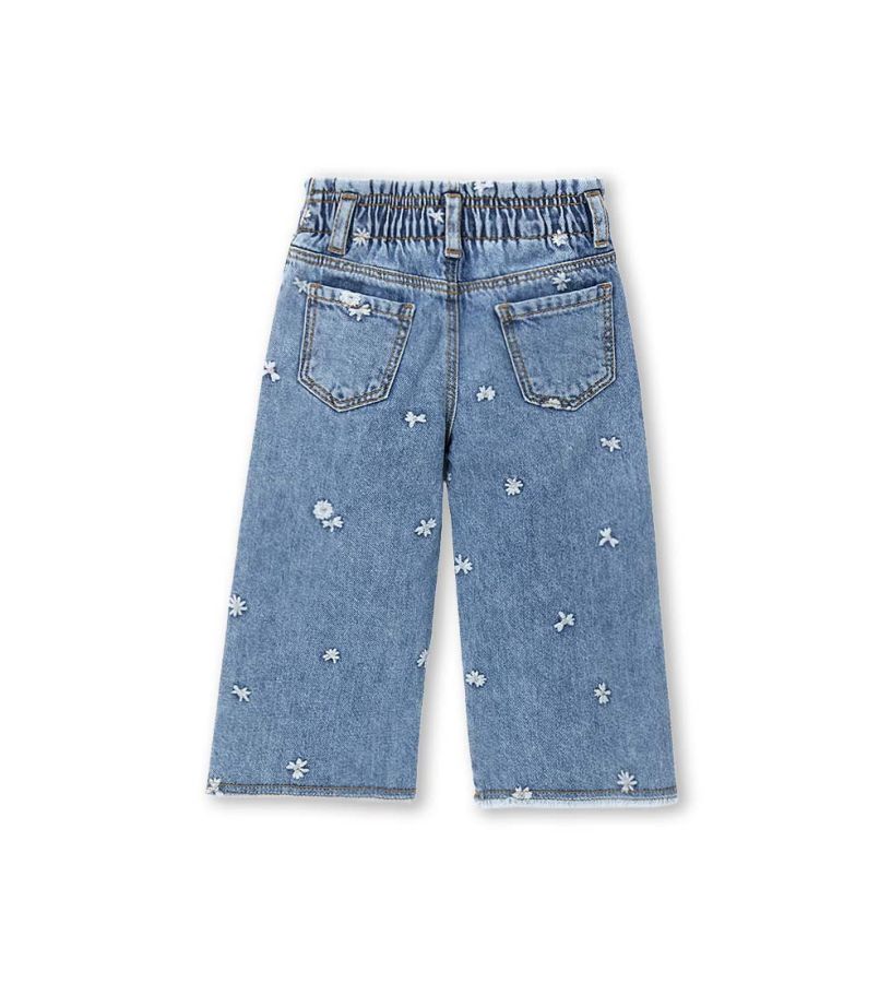 Jeans with daisies