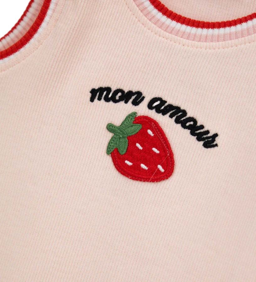 Tank top with embroidery