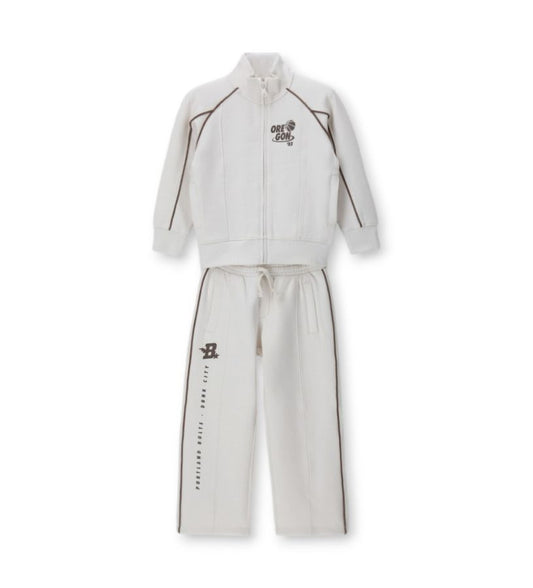 Complete tracksuit