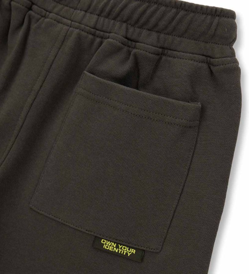 Bermuda shorts with print