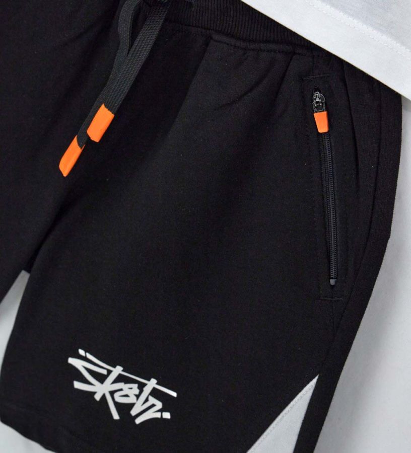Set top and bermuda shorts