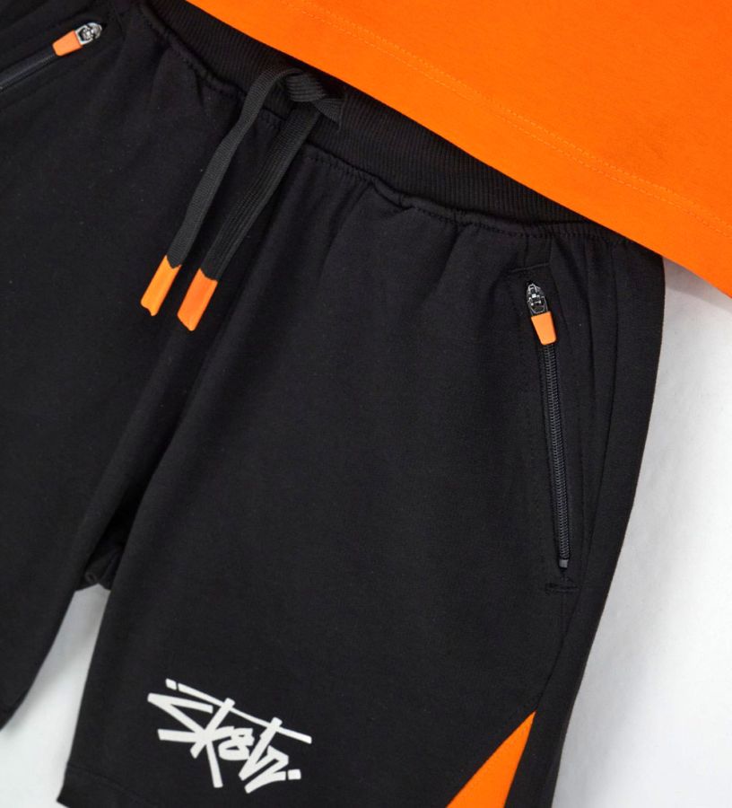 Set top and bermuda shorts