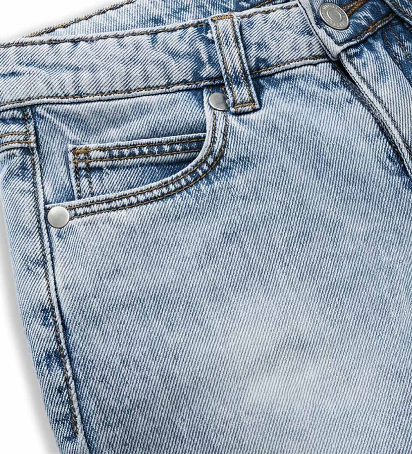 Bermuda shorts in denim