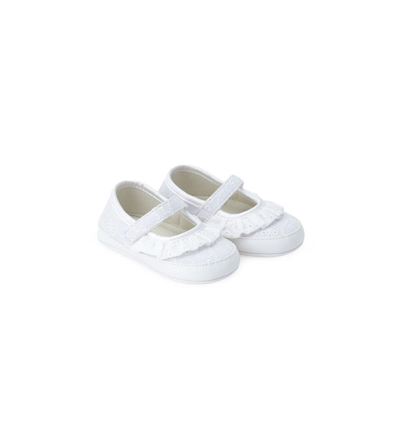 Macrame sneakers
