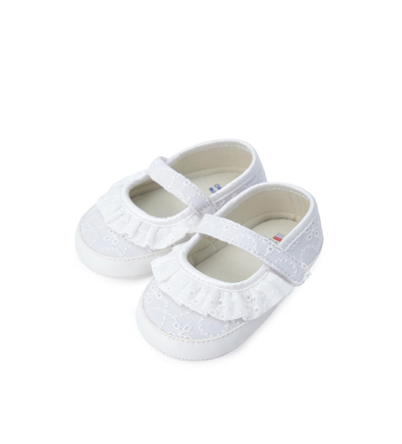 Macrame sneakers